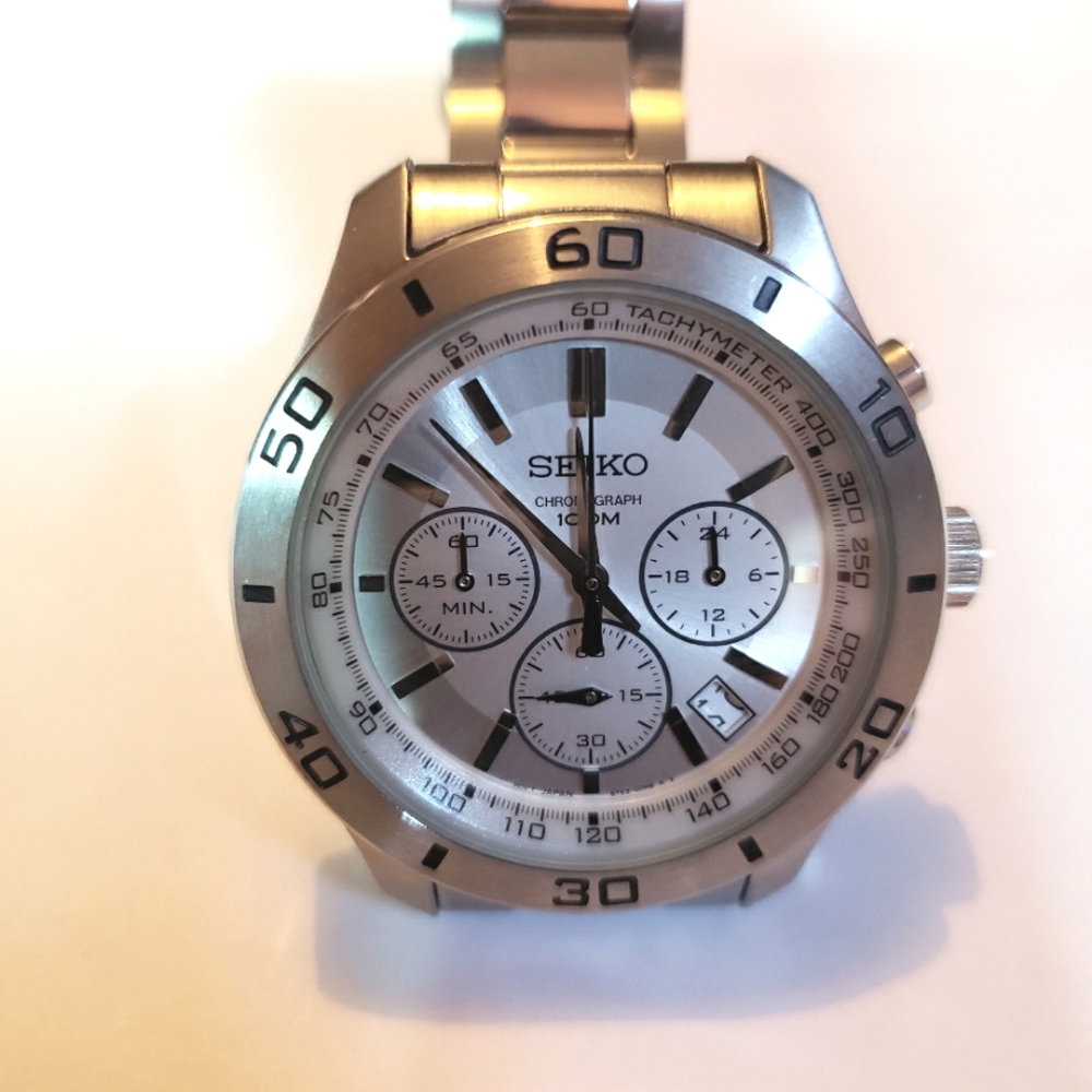 Seiko Chronograph 100M Mens Watch Silver Stainless Steel 210360 new without tags
